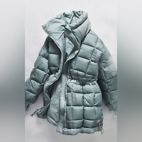 FREE PEOPLE NWT Like A Dream Long Reversible Puffer Jacket in Smoked Sage L - Picture 4 of 15